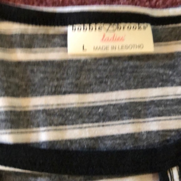 NWT Shirt Bundle - Picture 4 of 4